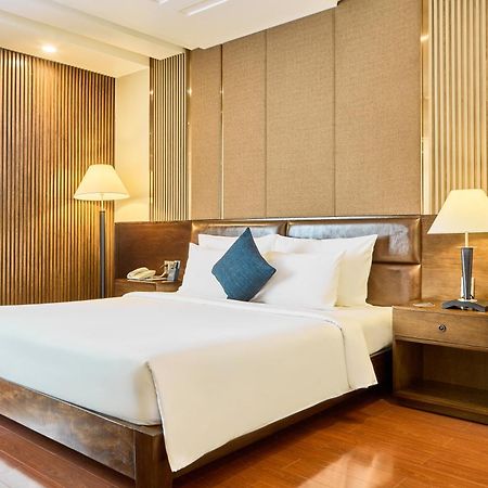 Kin Hotel Thi Sach Ho Chi Minh City Bagian luar foto