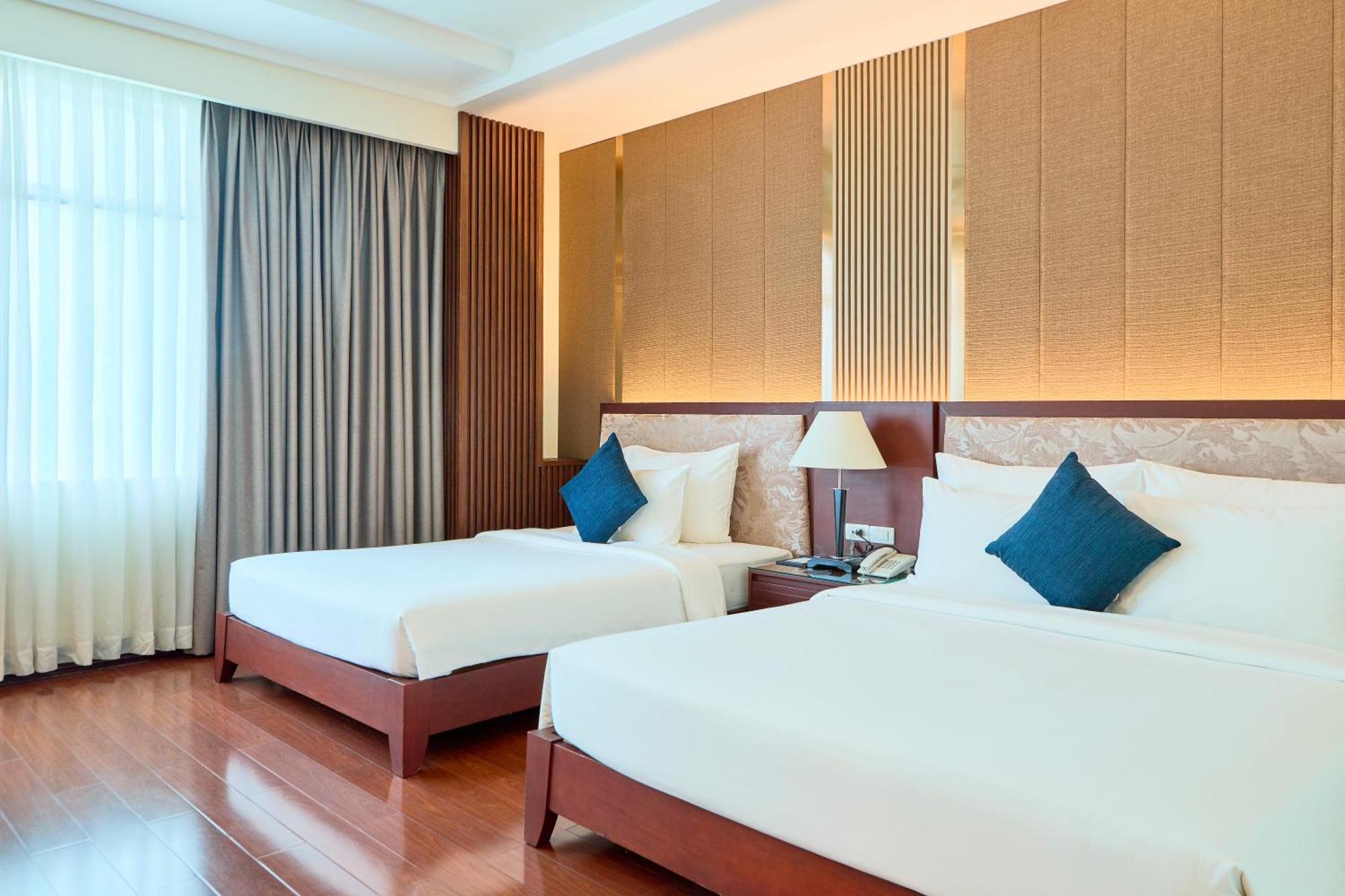 Kin Hotel Thi Sach Ho Chi Minh City Bagian luar foto